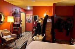 #208 LODGE Room - Empty Arms Parlor