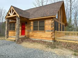 Happy Mountain Cabin