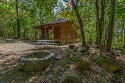 Cabin #7 - Snuggle Den