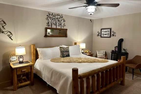 #201 LODGE Room - Hundred Acre Woods - Image 1