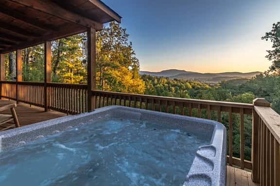 Mountain View Hideaway - Image 1