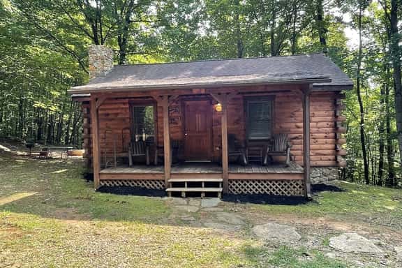 Cabin #2 - Granny B`s - Image 1