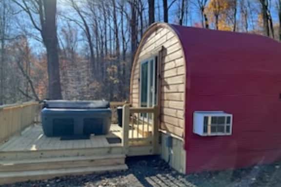 Monarch Meadows Cabin Pod - Image 1