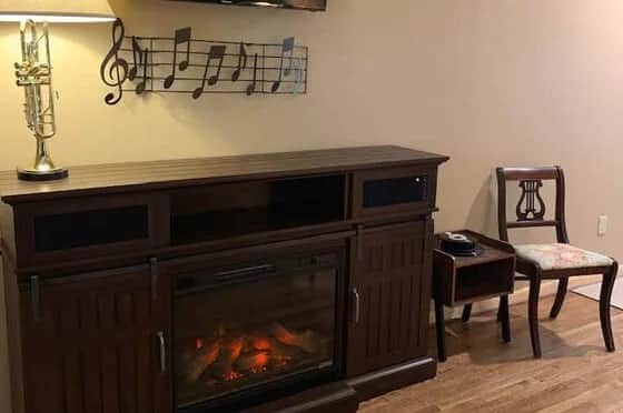 #203 LODGE Room - Music of the Mountains
