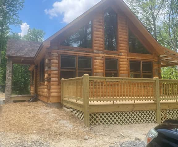 Happy Mountain Cabin