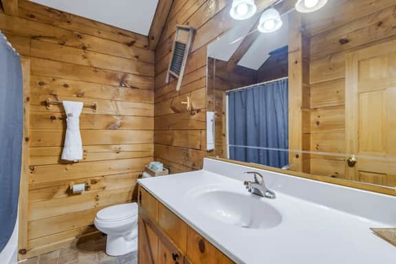 Cabin #4 - Sugar Shack