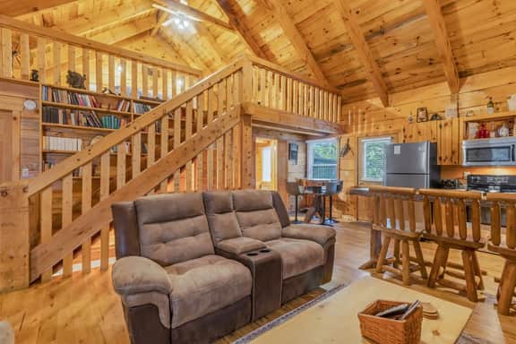 Cabin #3 - Honey Pot