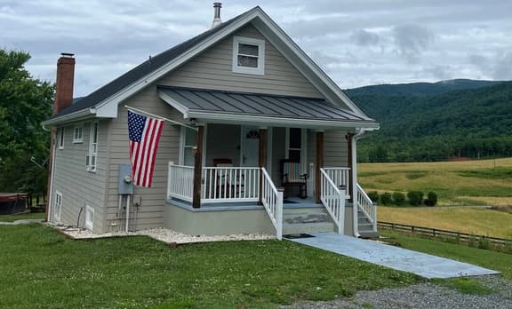 Mountain View Farmhouse