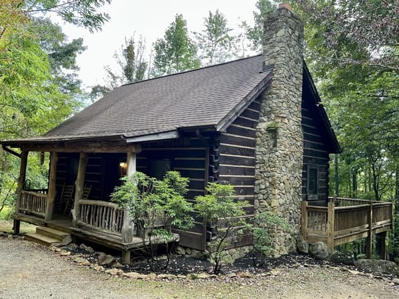 Cabin #3 - Honey Pot